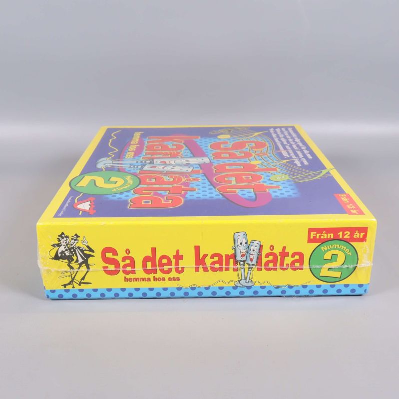 Detaljbild på den andra sidan av boxen för Så det kan låta nummer 2