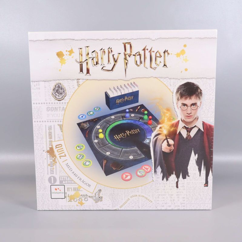 Harry Potter quizspel box med illustration av spelet
