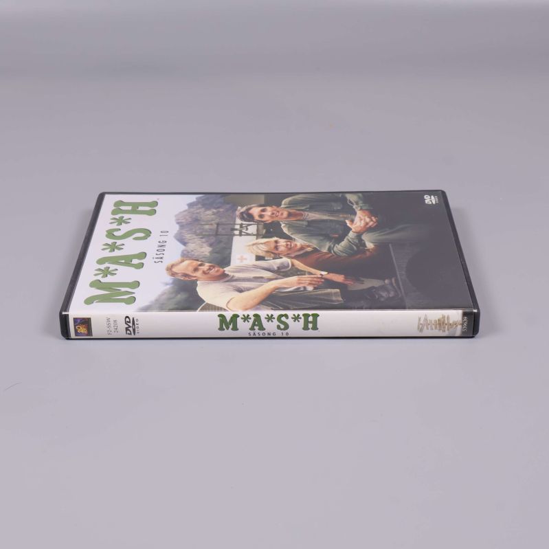 DVD-box för MASH säsong 10 liggande på sidan