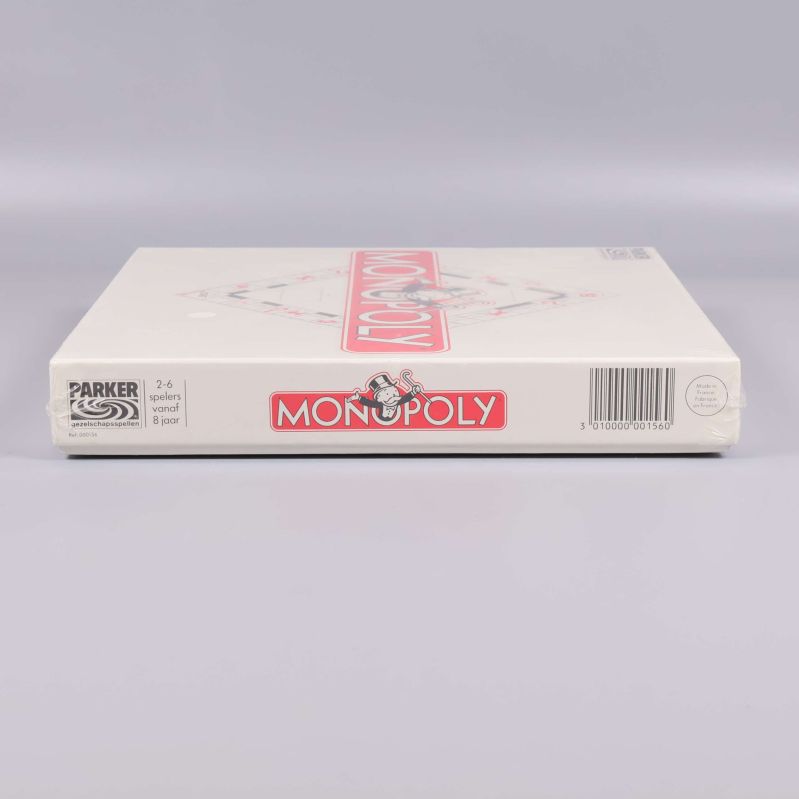 Andra sidan av Monopoly box med logga och streckkod