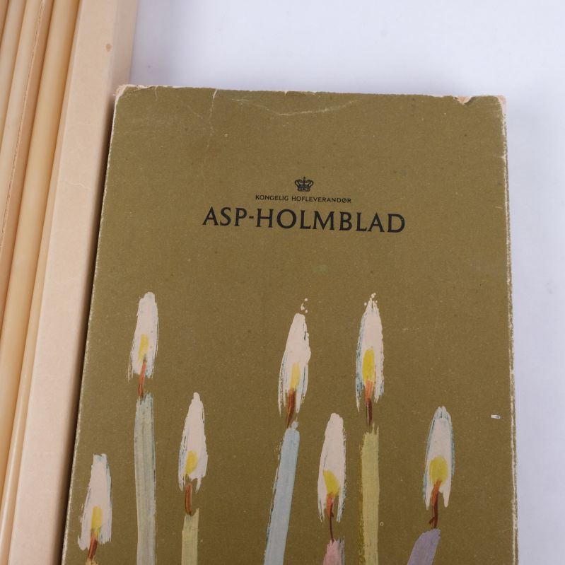 Detalj av Fidibusser text på förpackning