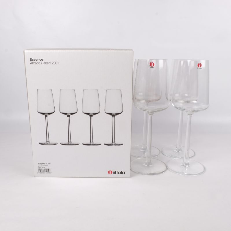Förpackning och glas från Iittala