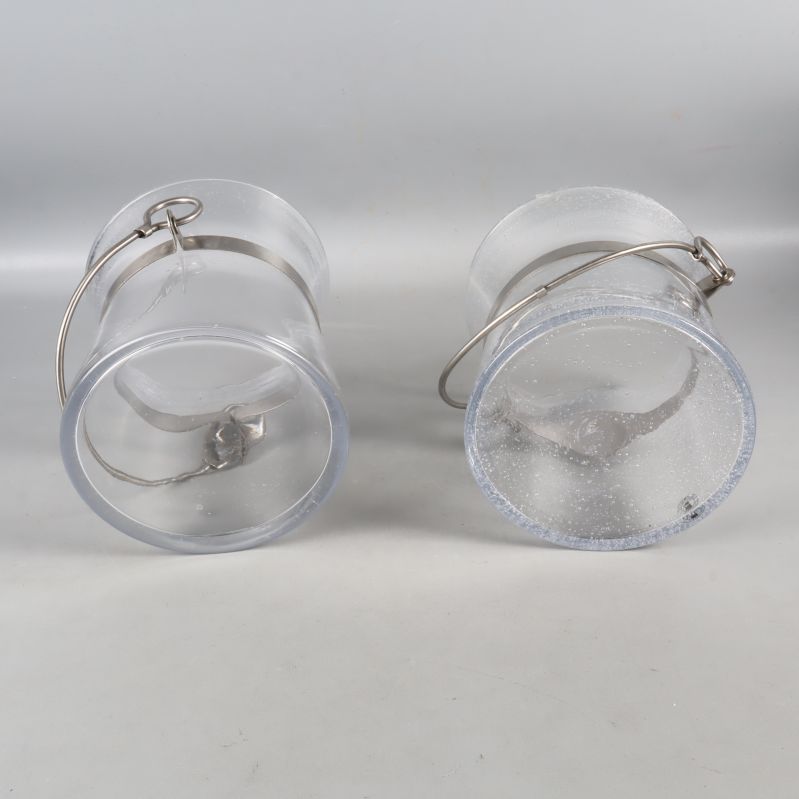 Glasens bottensida med handtag