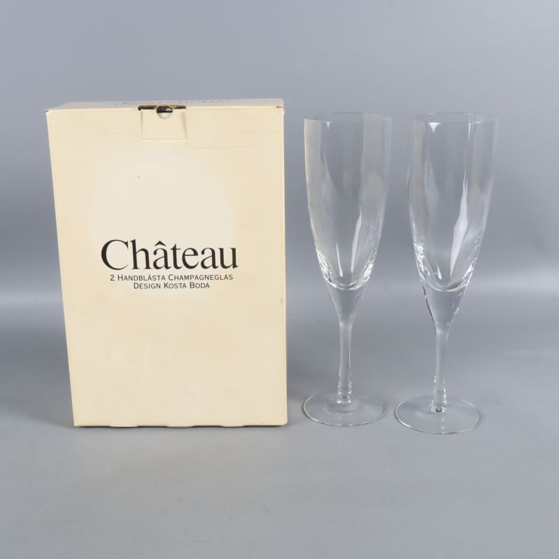 Champagneglas och Château-förpackning