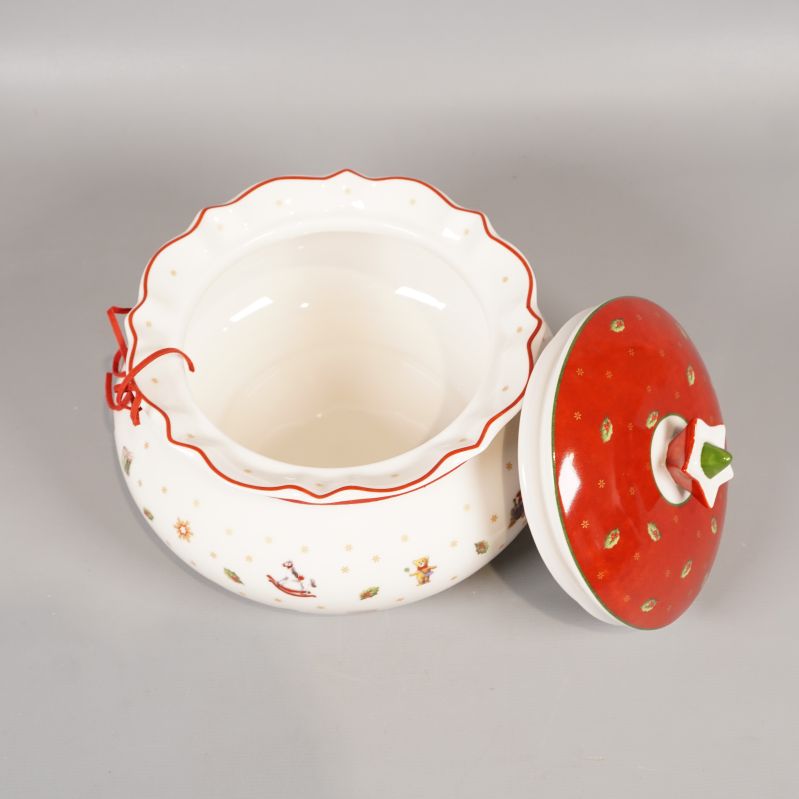 Burk utan lock, visar stor öppning upptill