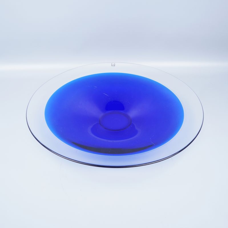 Glasfat med blått och transparant glas