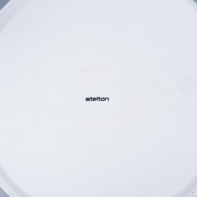 Stelton-logotyp tryckt på undersidan av skålen