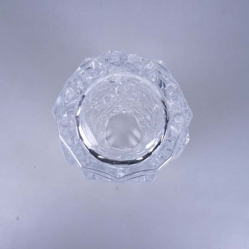 Kant och öppning på vasen från ovan