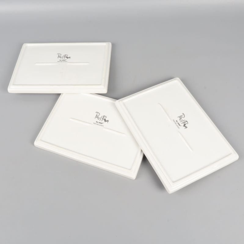 Fatens undersidor, visar signatur och logotyp