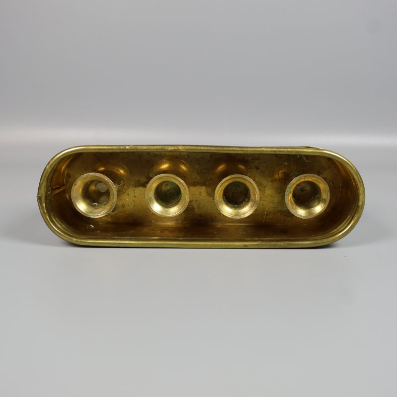 Ljusstake med fyra rundade hållare