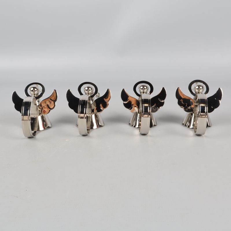 Fyra ängel-servettringar med vingar och ringar i metall