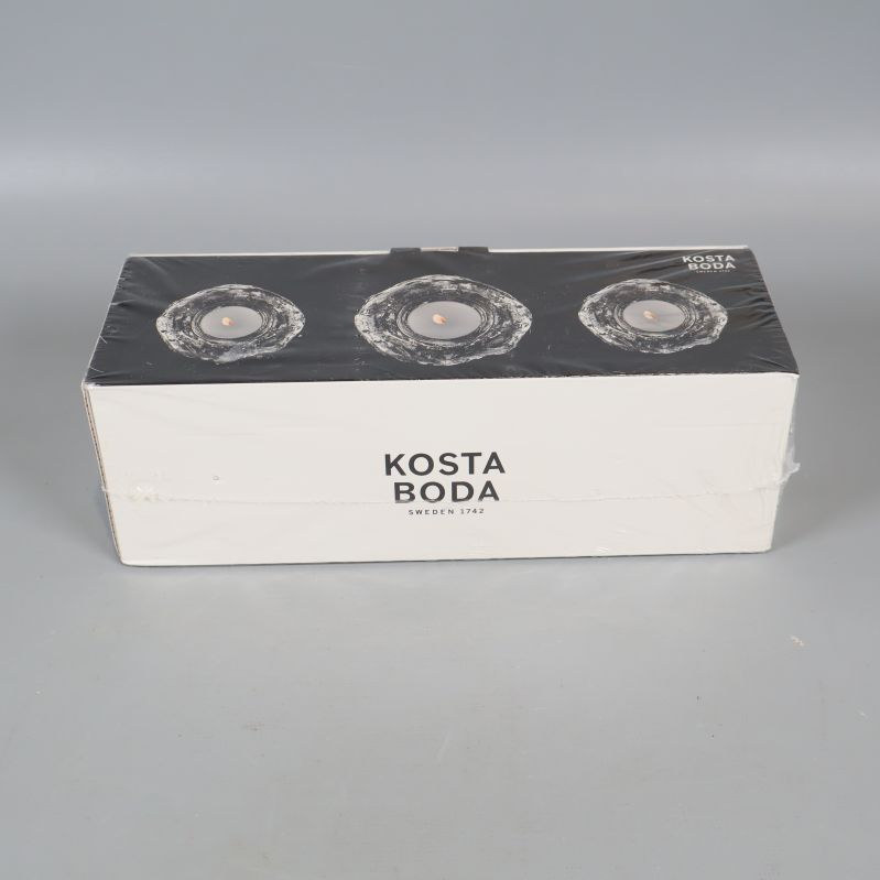 Förpackning med tre glasljusstakar från Kosta Boda