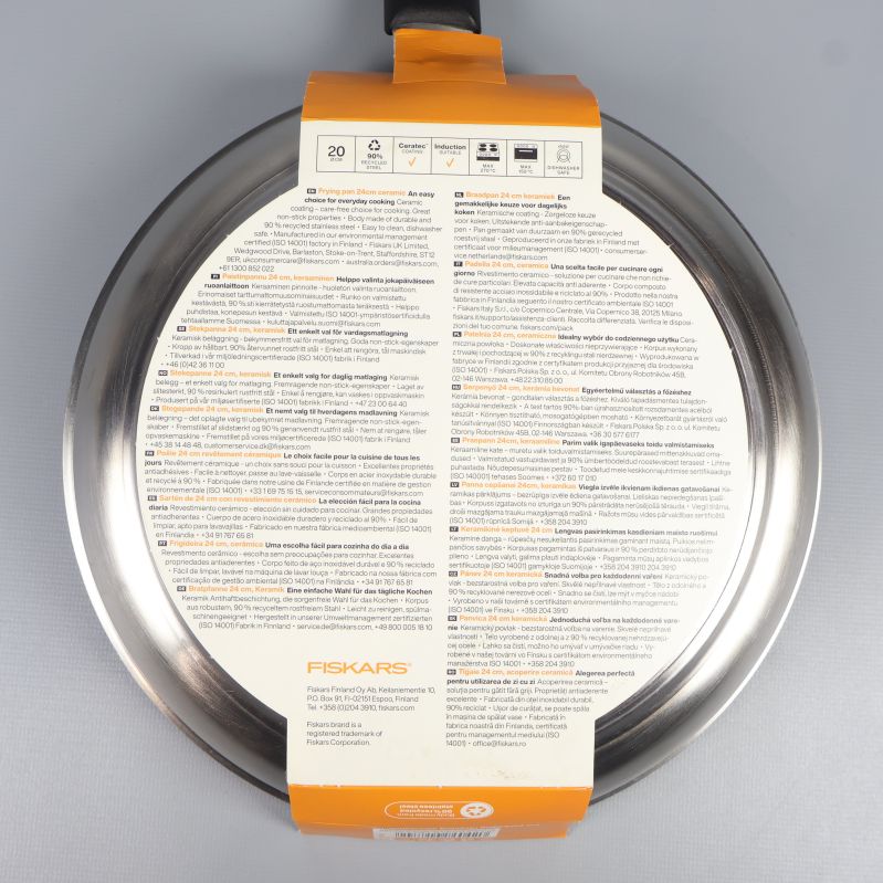 Baksidan av stekpanna med produktinformation