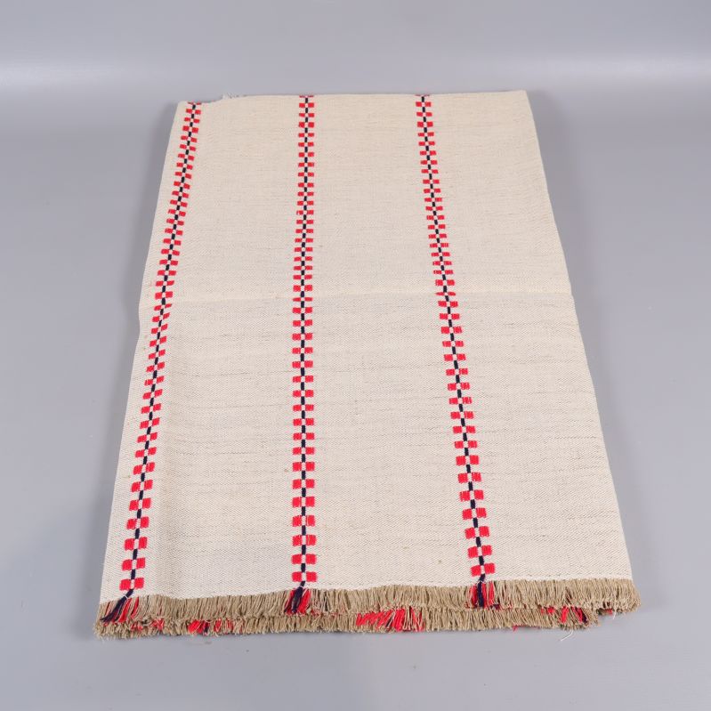 Duk hopvikt med röda och blå ränder samt franskant