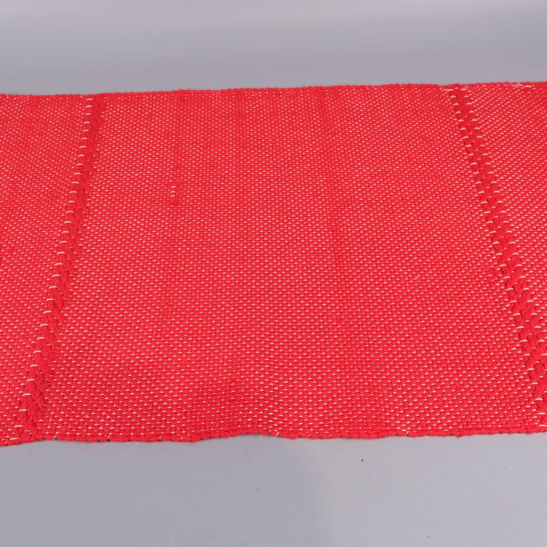 Enfärgad röd mittdel av löparen