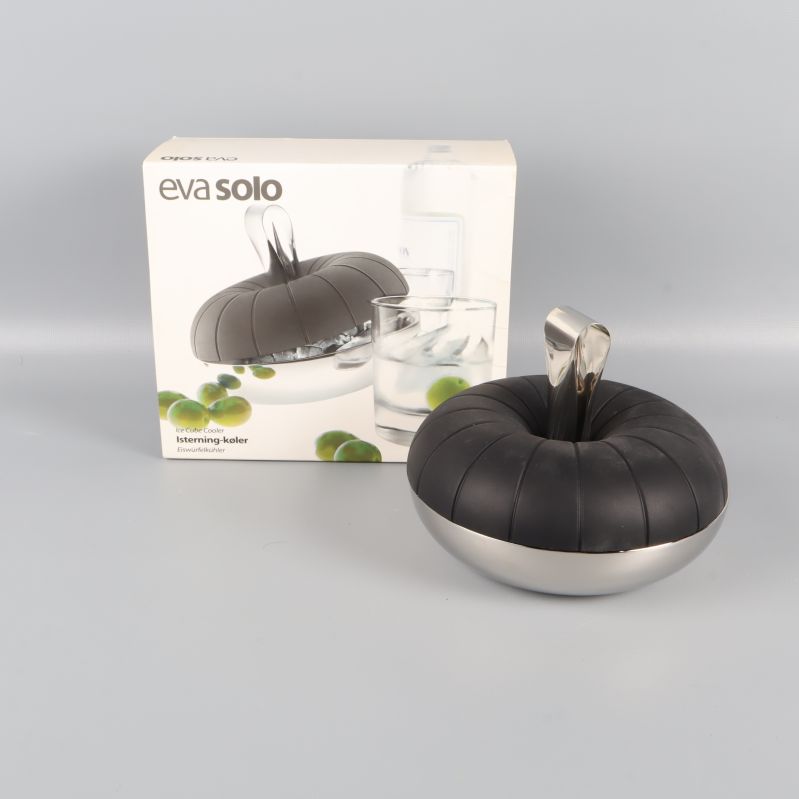 Iskubsbehållare med originalförpackning från Eva Solo