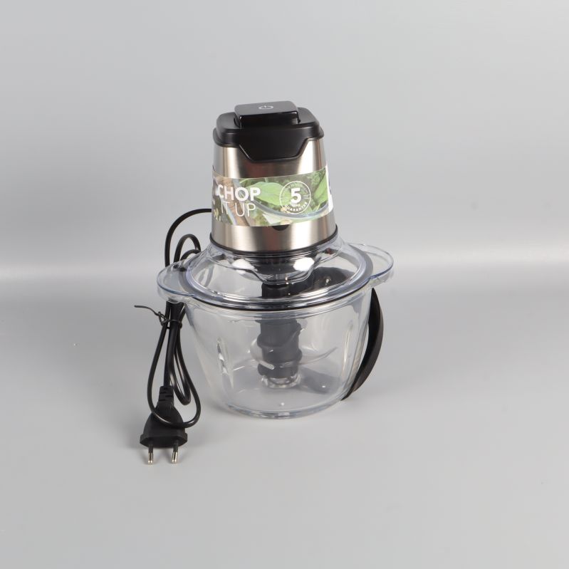 Minihackare med strömkabel tydligt synlig