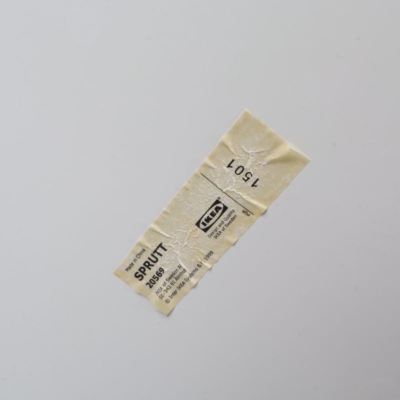 Etikett märkt IKEA SPRUTT fastklistrad på botten