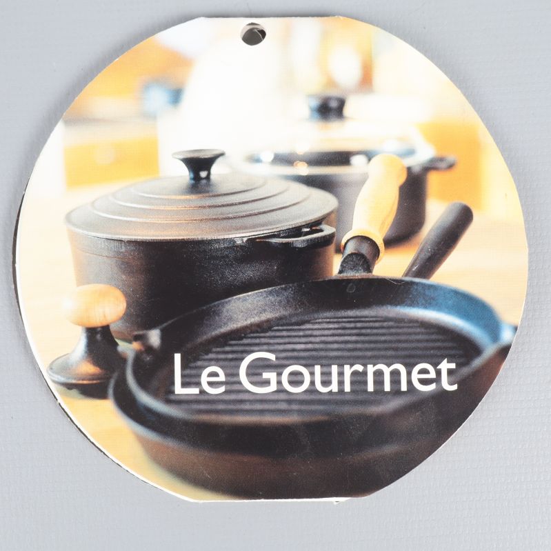 Produktetikett med Le Gourmet-serien, köksmiljö