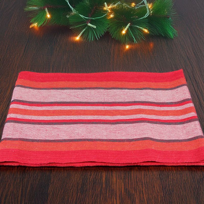 Hopvikt röd löpare på bord