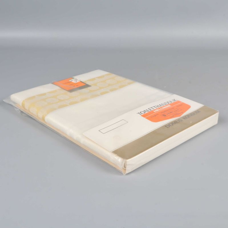 Handduk i profil med tydlig pärlrand