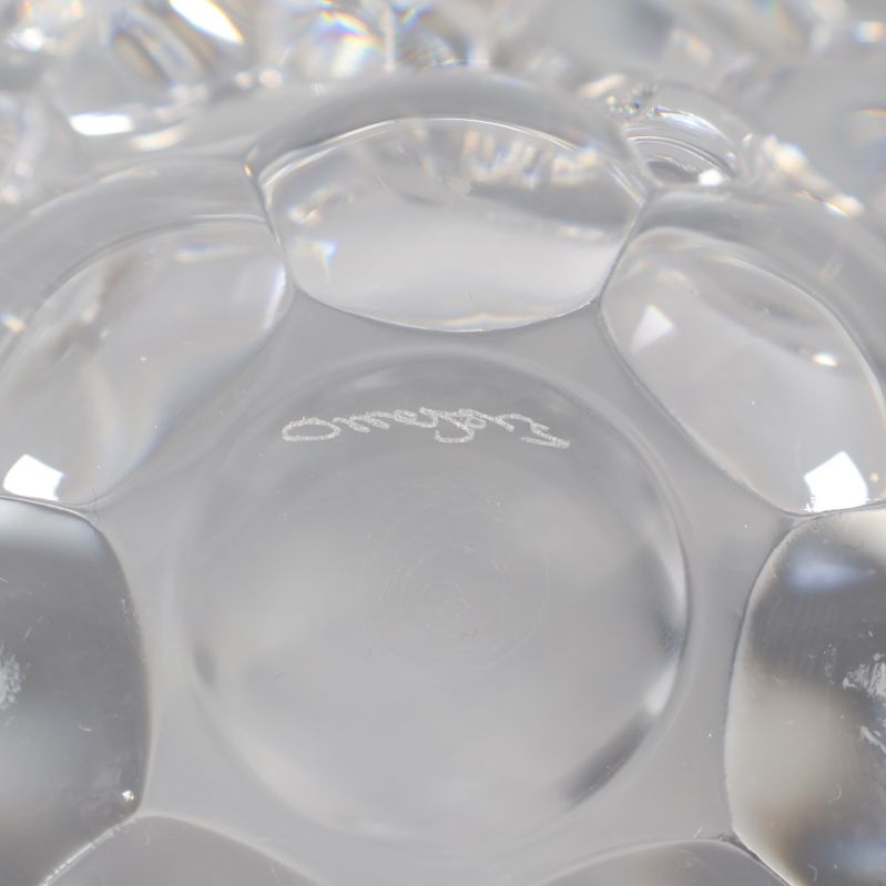 Graverad Orrefors-signatur i botten på glaset