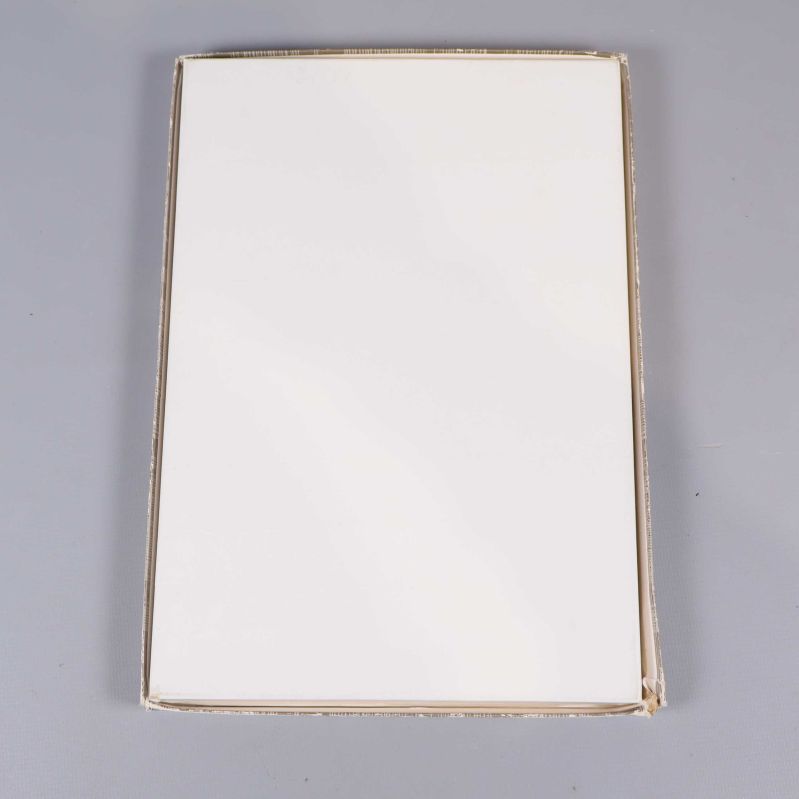 Bild på undersidan av kartong