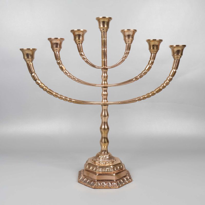 Sidovy av ljusstaken