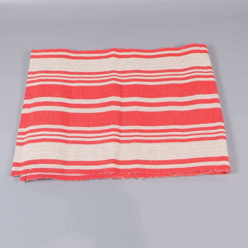 Randig Löpare  vikt dubbel mot bakgrund