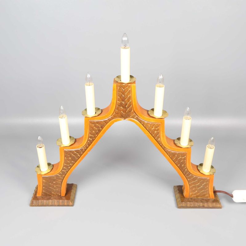 Elektrisk ljusstake med trappdesign