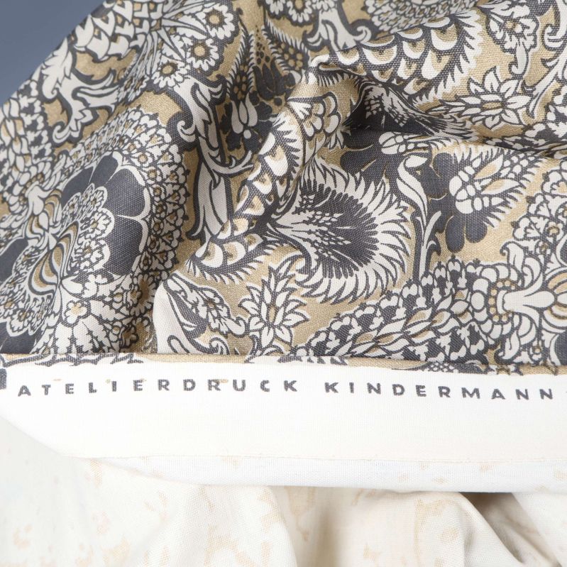 Orientaliskt tyg med närbild av Atelierdruck Kinderman-tryck