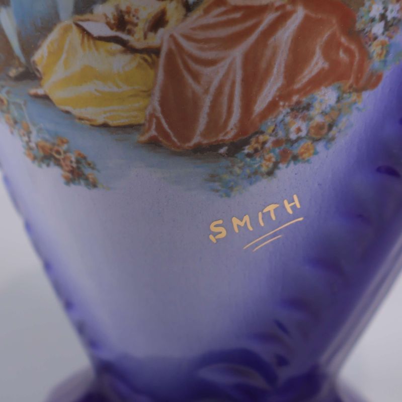 Närbild på signaturen Smith under det romantiska motivet