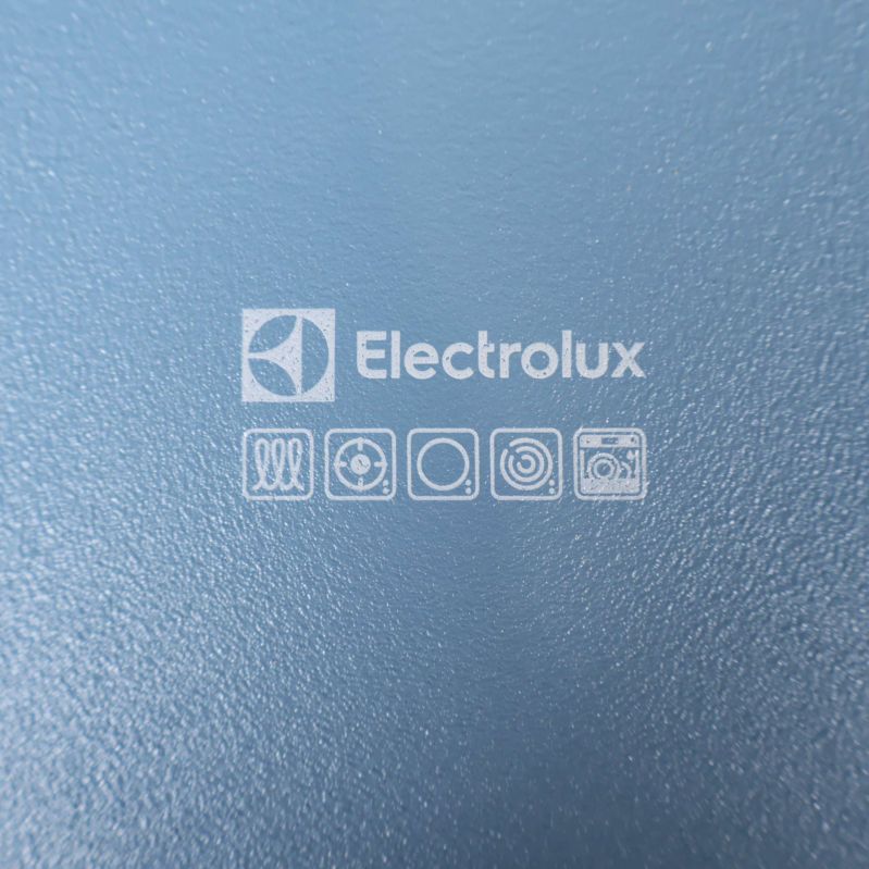 Närbild på Electrolux-logga med symboler