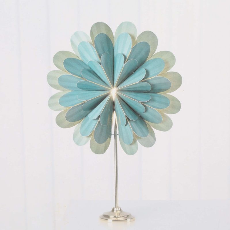 Monterad bordslampa med blomform i grönt och blått