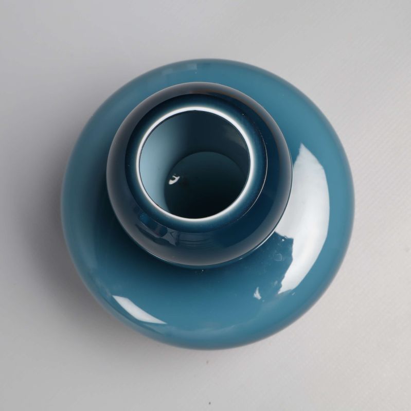 Vas fotograferad uppifrån som visar öppningen