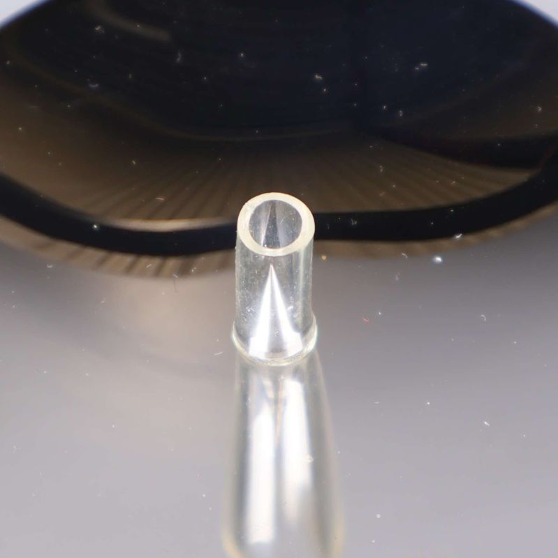 Närbild av ljusstakens hållare för värmeljus