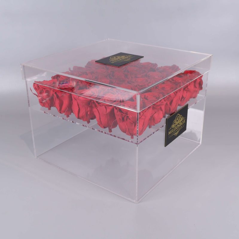 Rosbox i vinkel som visar rosorna från sidan