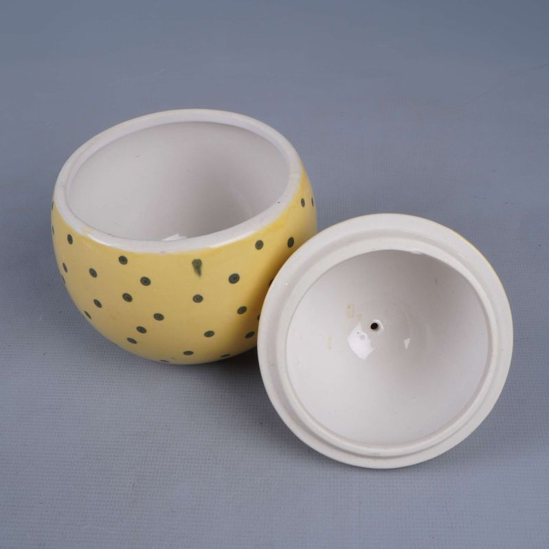 Insida av burken och locket visas ovanifrån