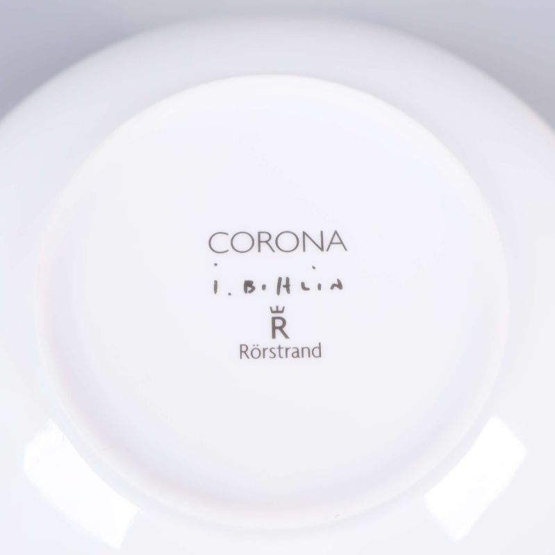 Närbild på stämpel med texten Corona Rörstrand