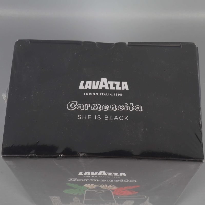 Lock till Lavazza Carmencita kartong med vit tryckt logotyp