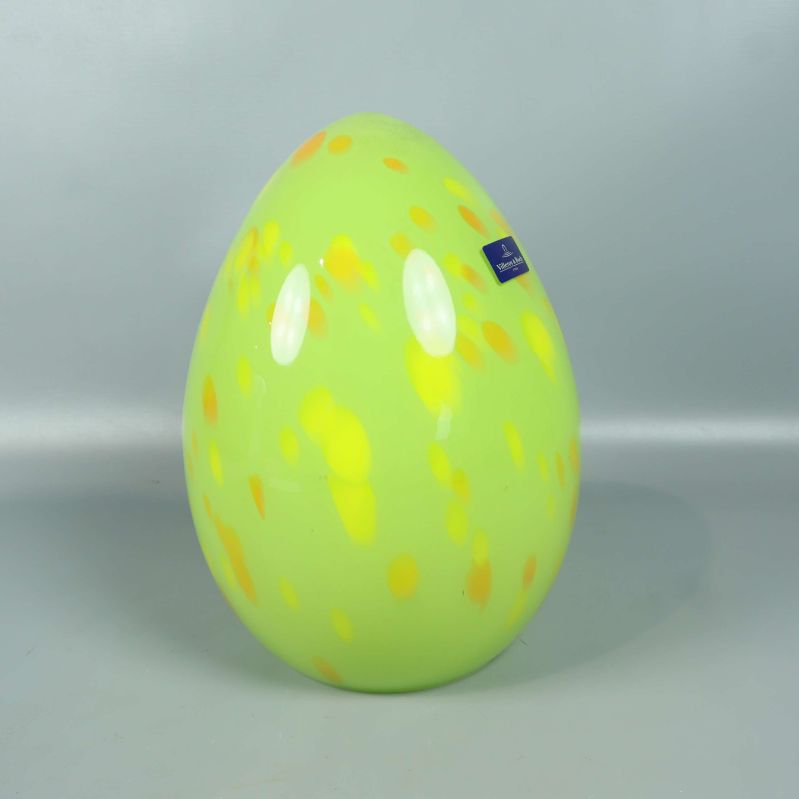 Glasägg med synlig etikett från Villeroy & Boch