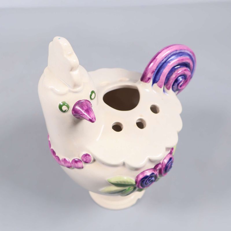 Ovanifrån vy av öppningar i kycklingens kropp