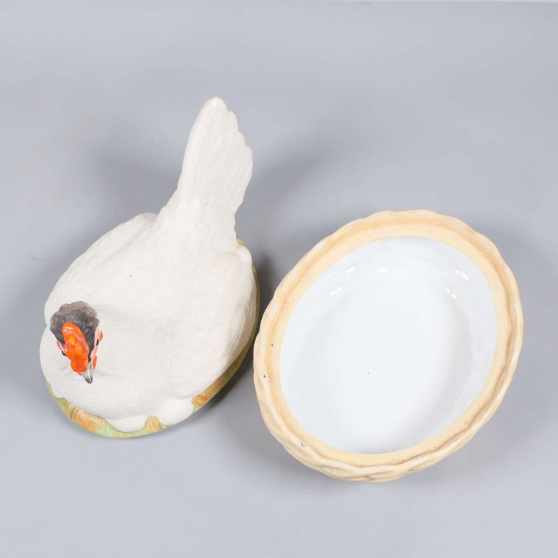 Kycklinglocket borttaget från keramikformen uppifrån