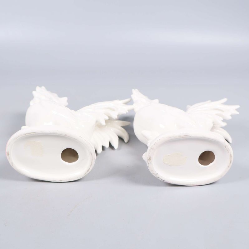 Tuppfigurer undersida synlig med öppningar