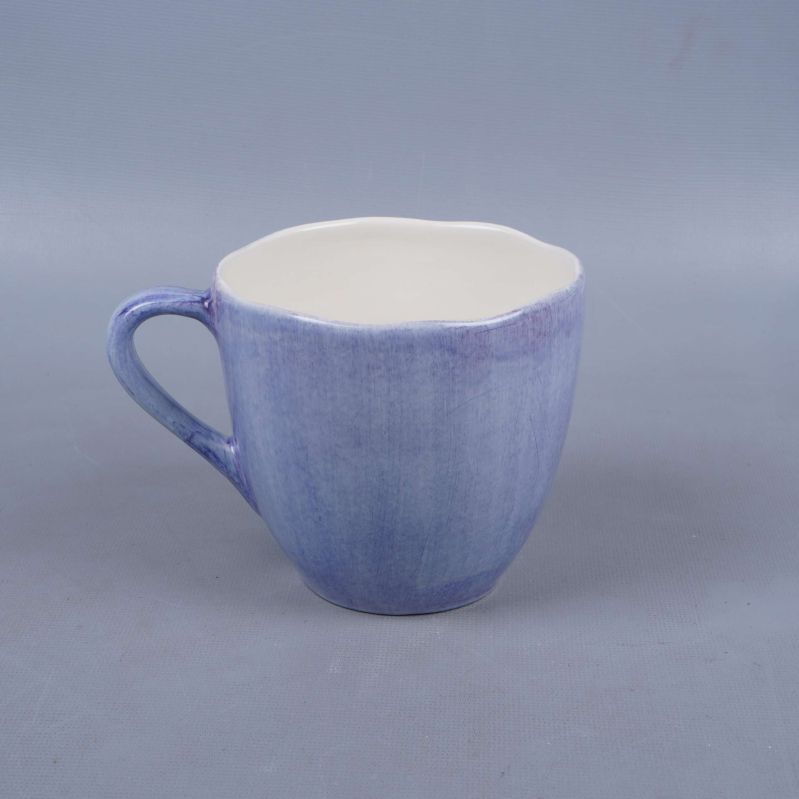 Kopp med handtag, blå-lila glasyr