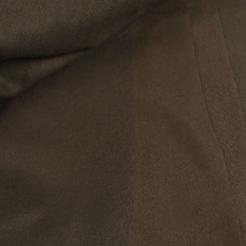 Detalj av brun filttextur i utfälld vy