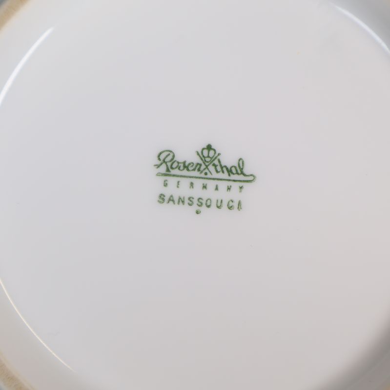 Stämpel med Rosenthal Sanssouci under tekannan