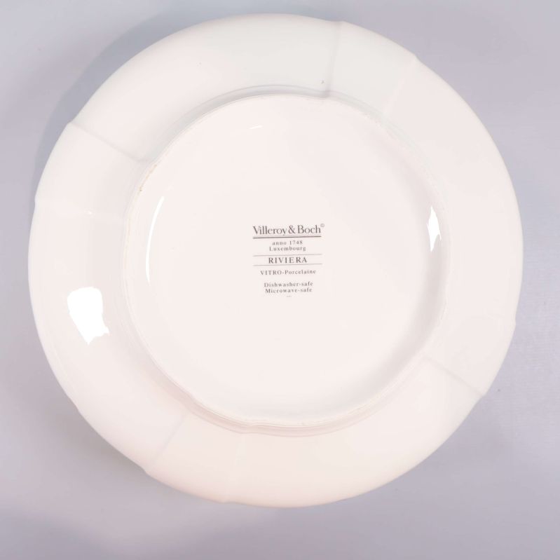 Undersidan av skålen med Villeroy & Boch-stämpel
