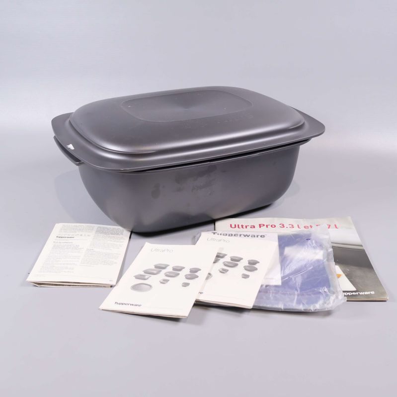 Tupperware ugnsform med lock och manualer