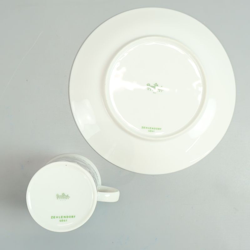 Servisdelars undersida med grönt Rosenthal-stämpel och Zehlendorf-nummer
